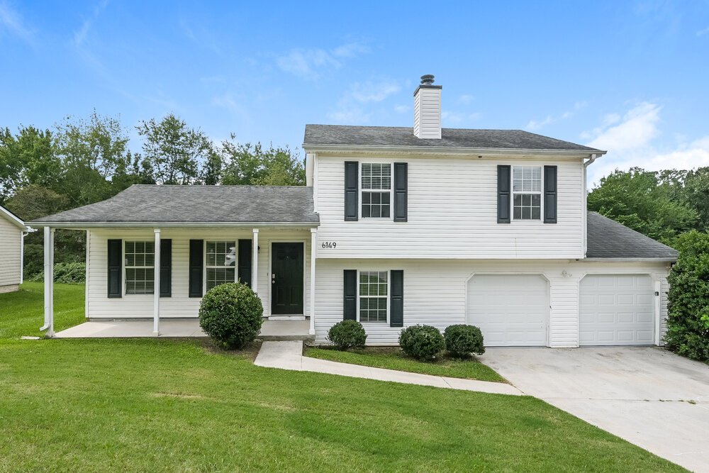 3-Bed Rental on 6149 Raleigh Oaks photo 1