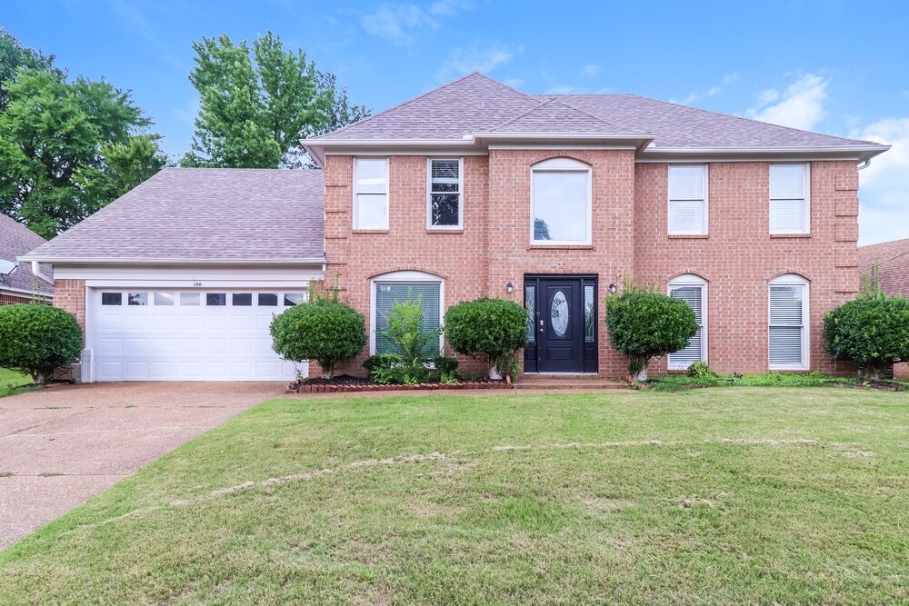 4-Bed Rental on 300 N Ericson photo 1