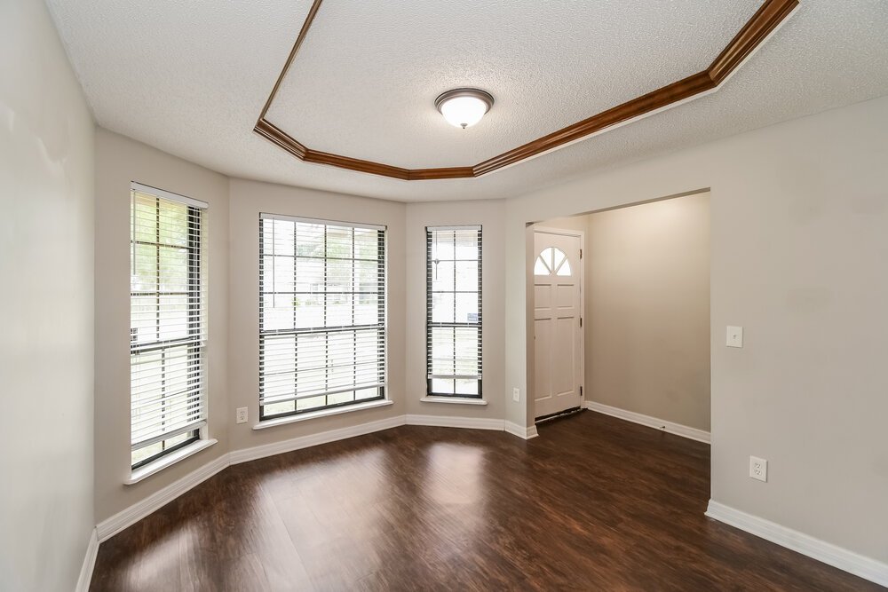 3-Bed Rental on 8468 Hamden Rd photo 4
