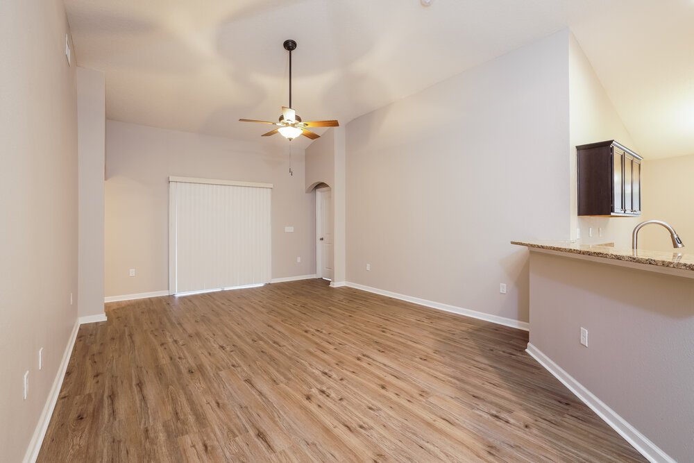 3-Bed Rental on 3340 Ridgeview Dr photo 4