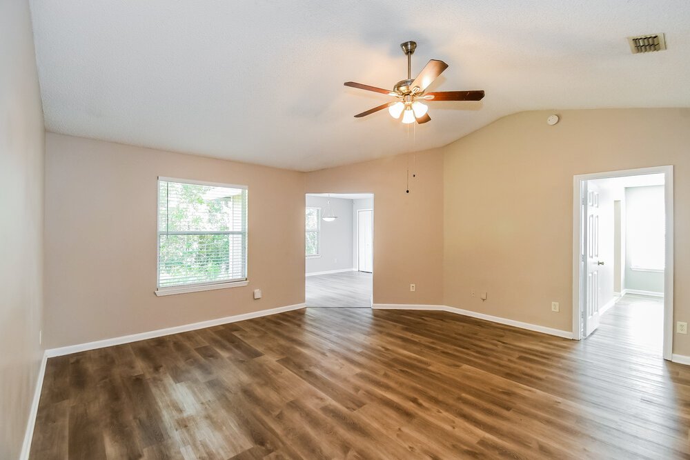 4-Bed Rental on 8173 Tessa Ter photo 4