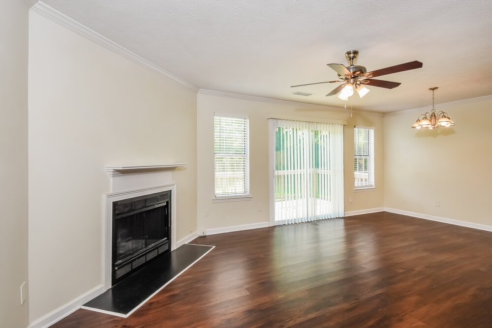 3-Bed Rental on 1480 Devon Mill photo 4
