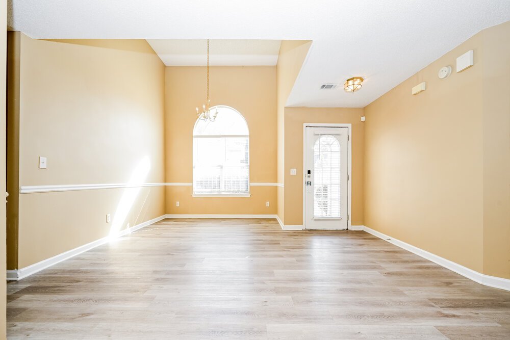 3-Bed Rental on 7256 Teakwood Pl photo 4