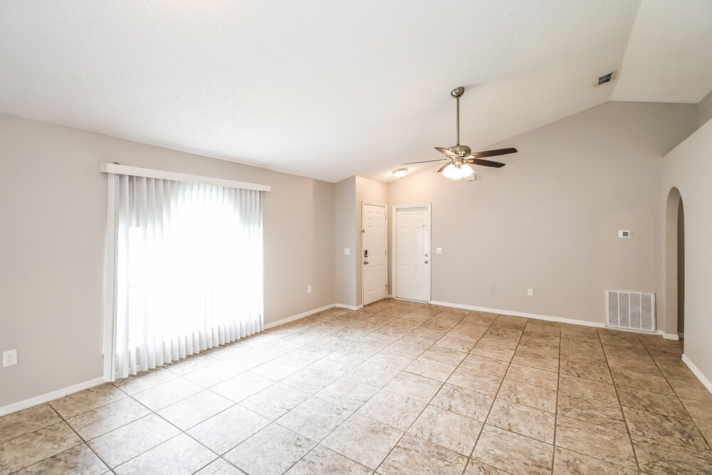 3-Bed Rental on 3467 Net Ct photo 4