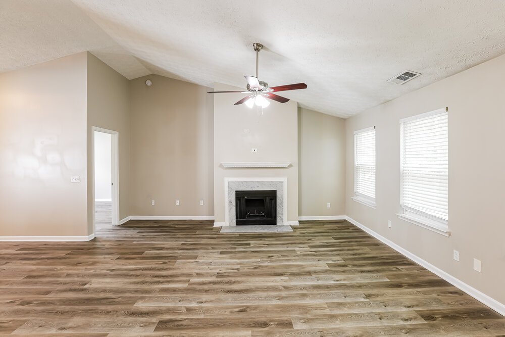 3-Bed Rental on 372 Red Maple photo 4