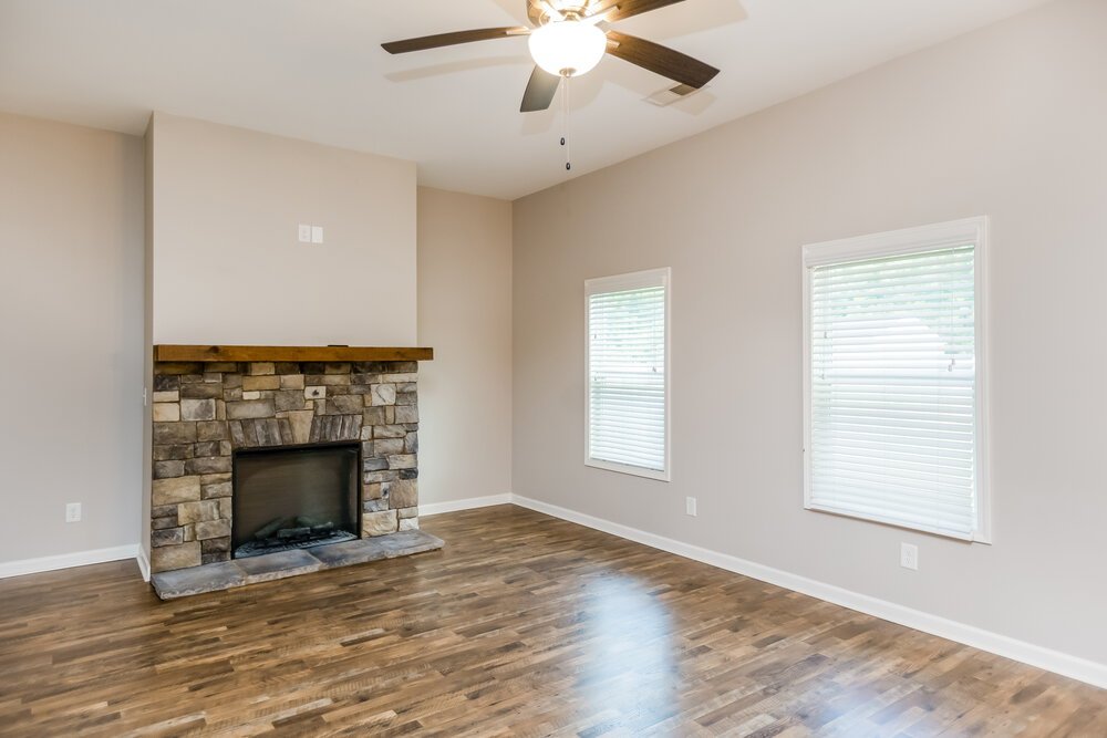 4-Bed Rental on 356 Webster Lake photo 4