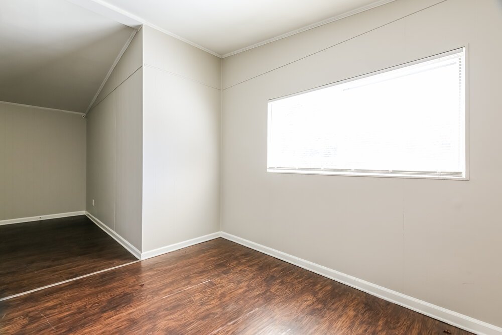 3-Bed Rental on 2202 Leon Rd photo 4