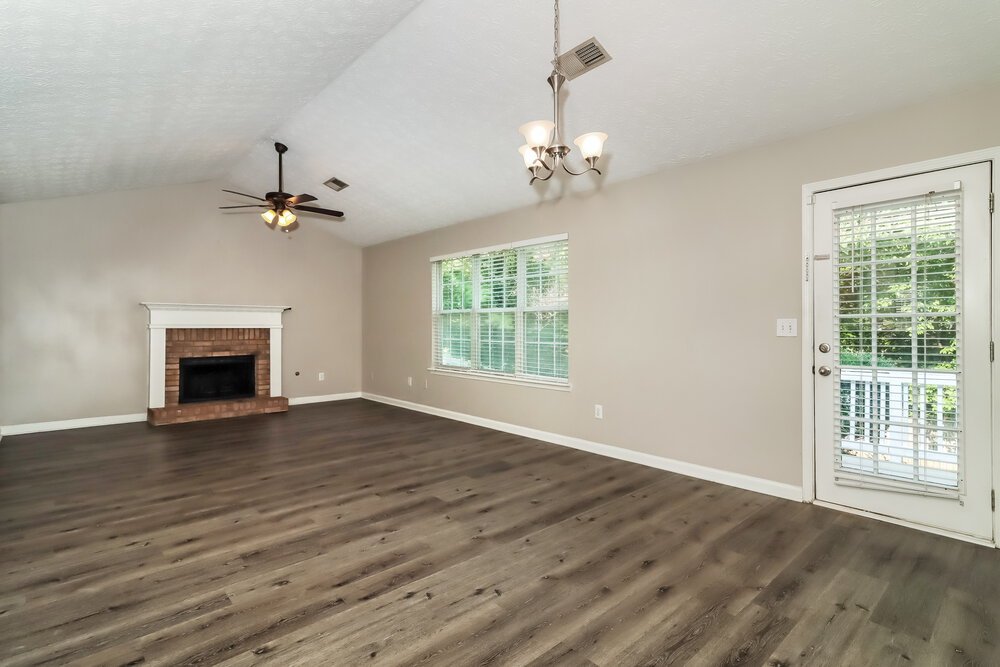 3-Bed Rental on 4878 Noah Rdg photo 4