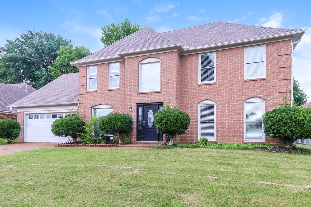 4-Bed Rental on 300 N Ericson photo 4
