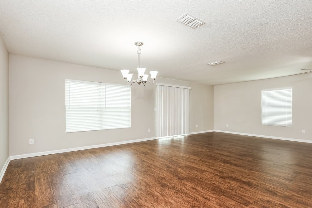 3-Bed Rental on 3800 Falcon Crest photo 5