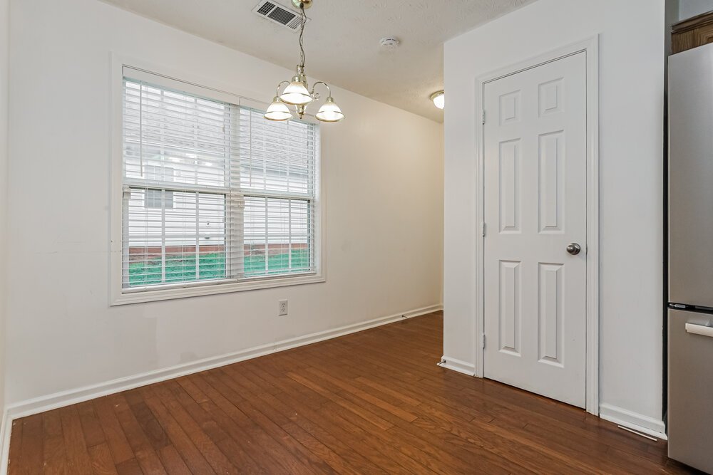 3-Bed Rental on 437 Camella Cir photo 5