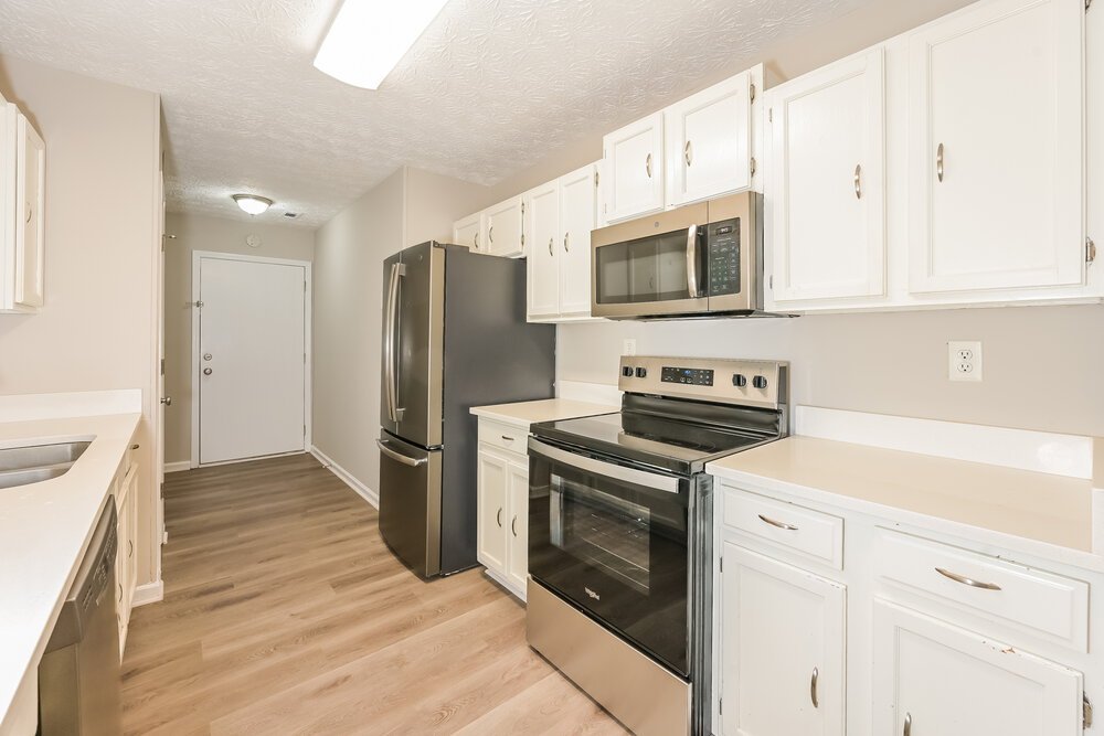 3-Bed Rental on 5406 Cindy Ln photo 5