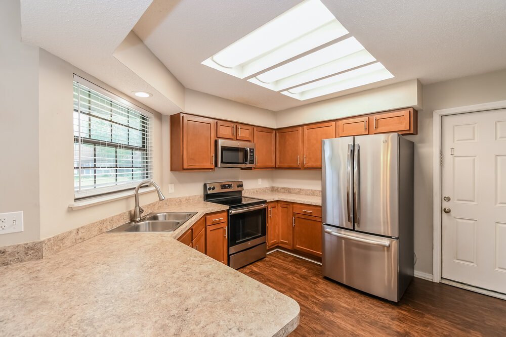 3-Bed Rental on 8468 Hamden Rd photo 5