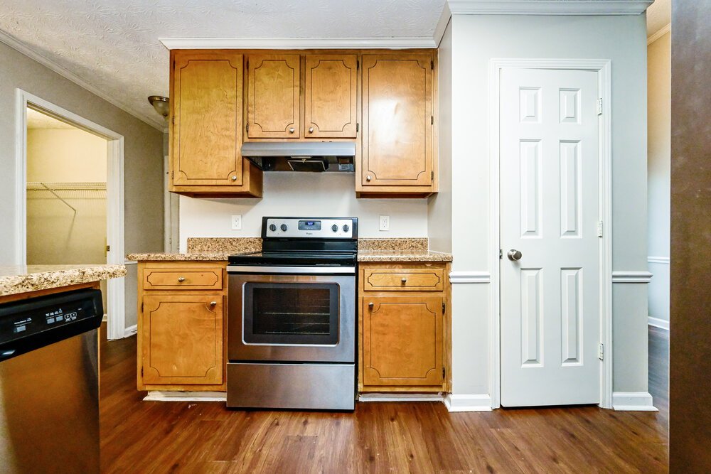 3-Bed Rental on 1204 Garden Path photo 5