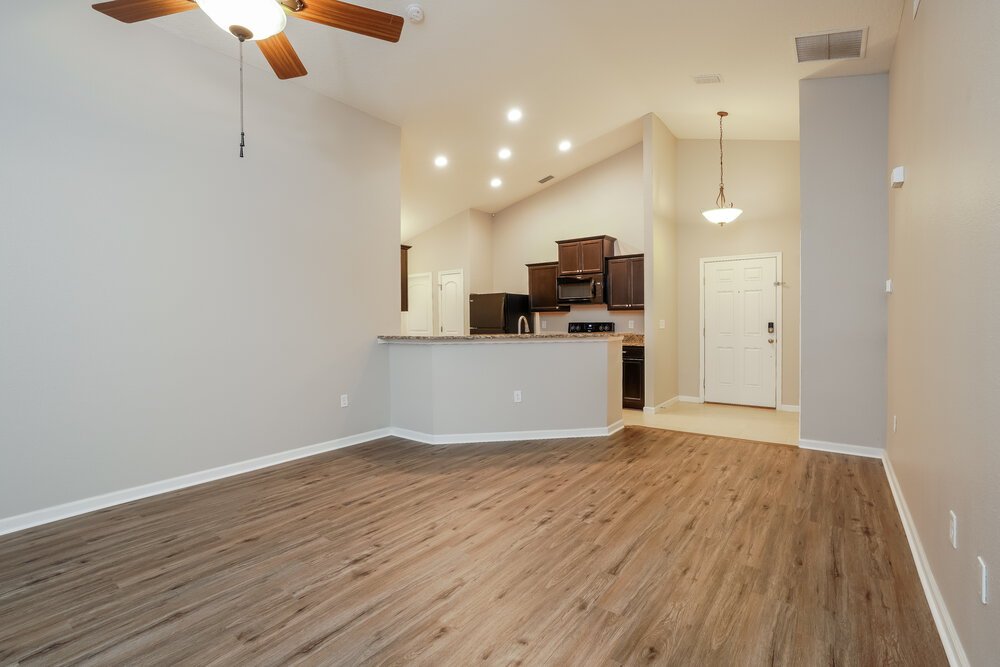 3-Bed Rental on 3340 Ridgeview Dr photo 5