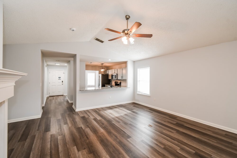 3-Bed Rental on 8030 Welbeck Ln photo 5