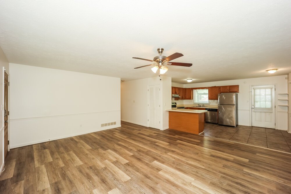 3-Bed Rental on 592 Water Way photo 5