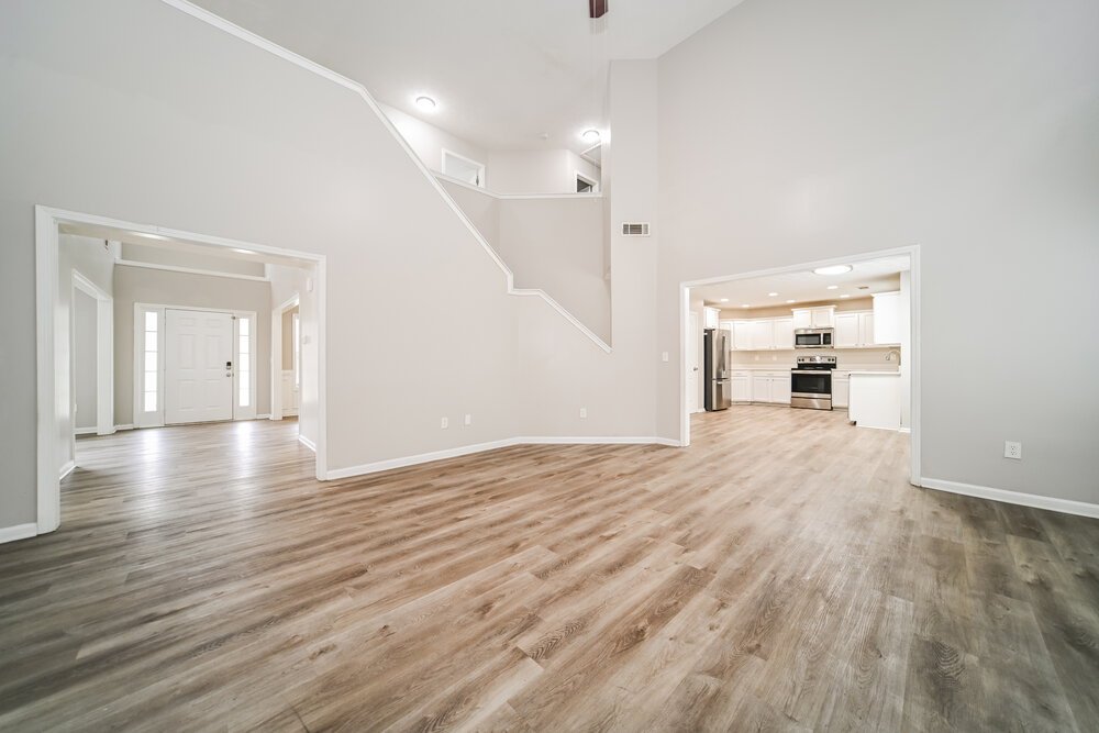 5-Bed Rental on 129 Makenna Dr photo 5