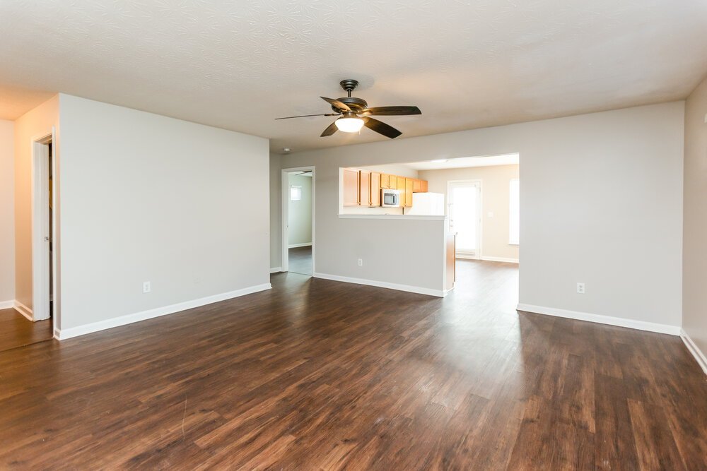 4-Bed Rental on 320 Arrowhead Dr photo 5