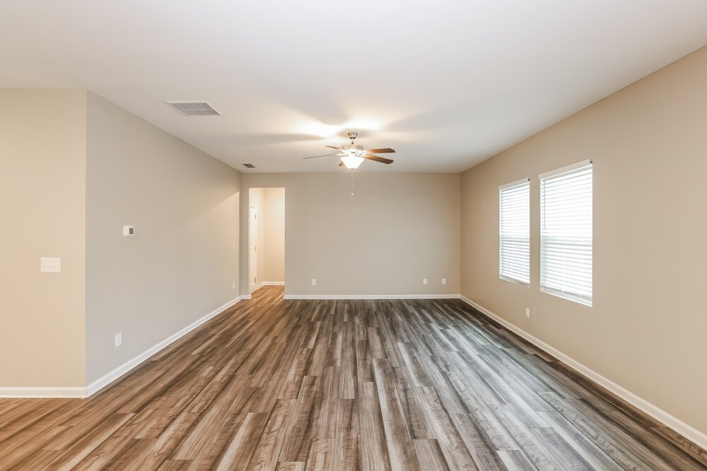 4-Bed Rental on 901 Feldman Chase photo 5