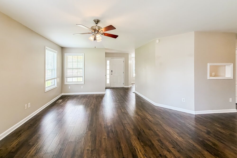 3-Bed Rental on 2832 Rippavilla Way photo 5