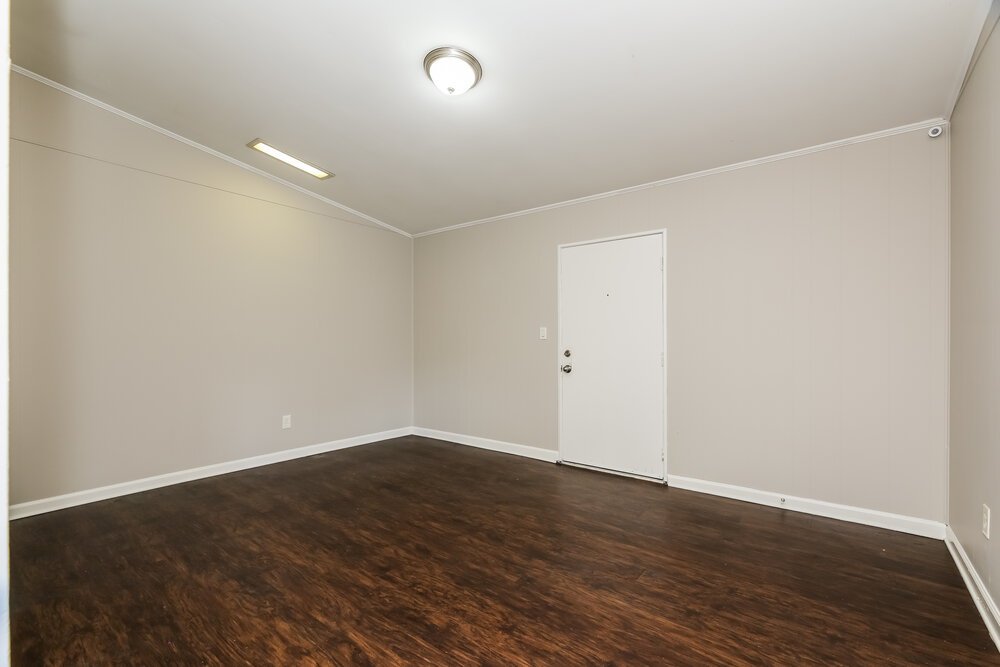 3-Bed Rental on 2202 Leon Rd photo 5