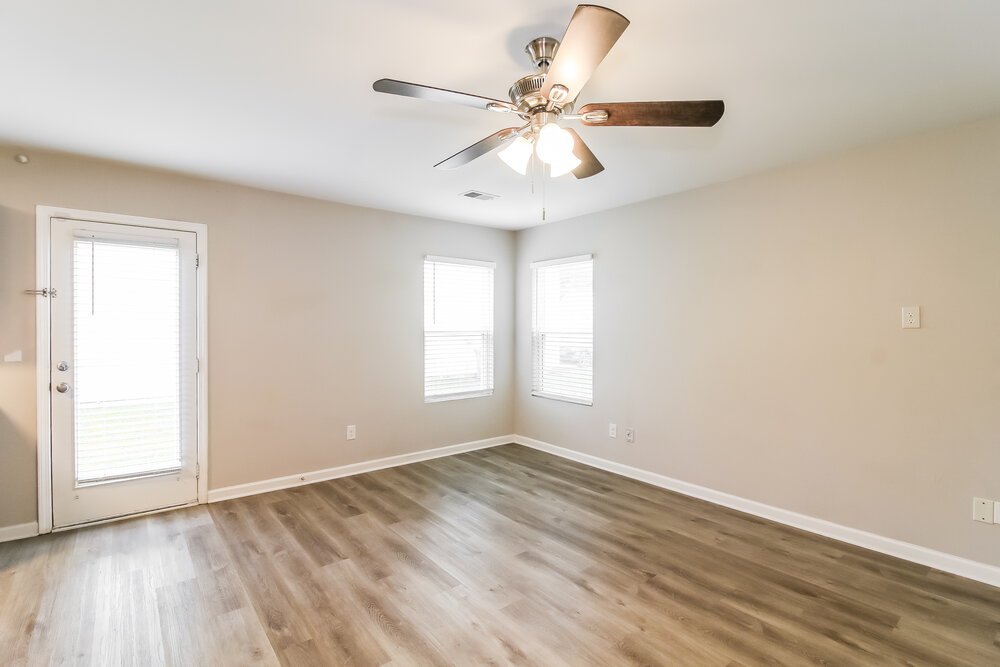 3-Bed Rental on 3684 Battle Pass photo 5