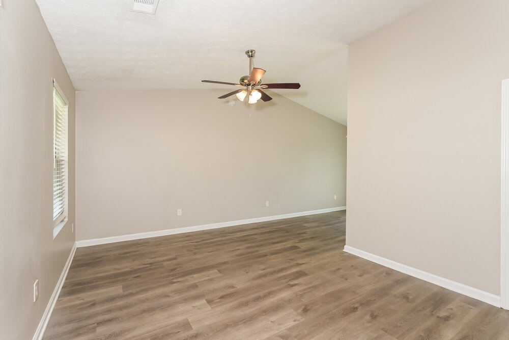 3-Bed Rental on 6149 Raleigh Oaks photo 5