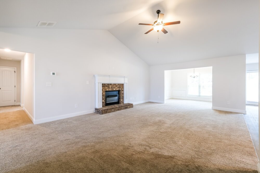 4-Bed Rental on 150 Heartland Circle photo 5