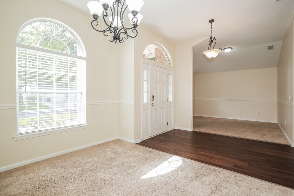 4-Bed Rental on 3460 Live Oak photo 6