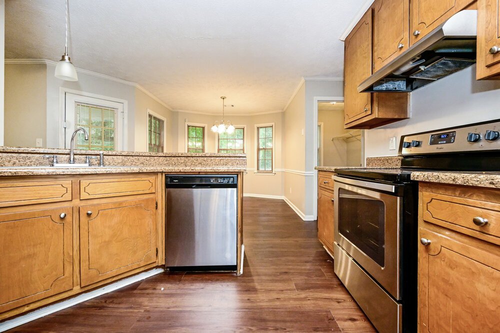 3-Bed Rental on 1204 Garden Path photo 6