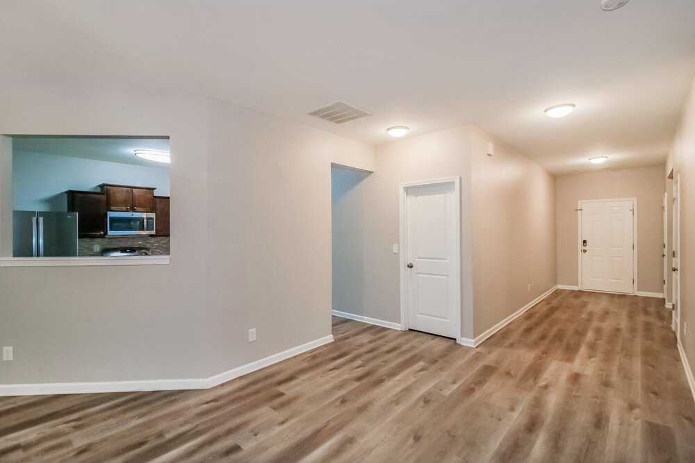 3-Bed Rental on 3482 Sandstone Trl photo 6