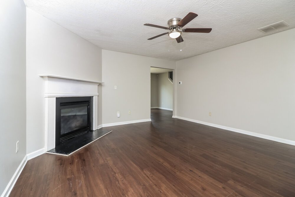 3-Bed Rental on 271 Springbottom Ct photo 6