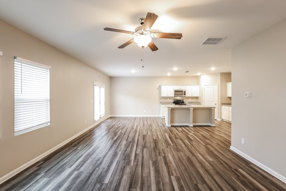 4-Bed Rental on 901 Feldman Chase photo 6
