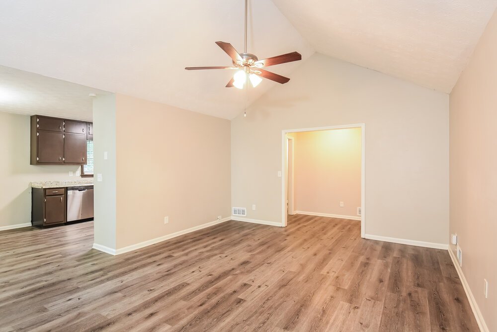 3-Bed Rental on 1471 Daniel Ln photo 6