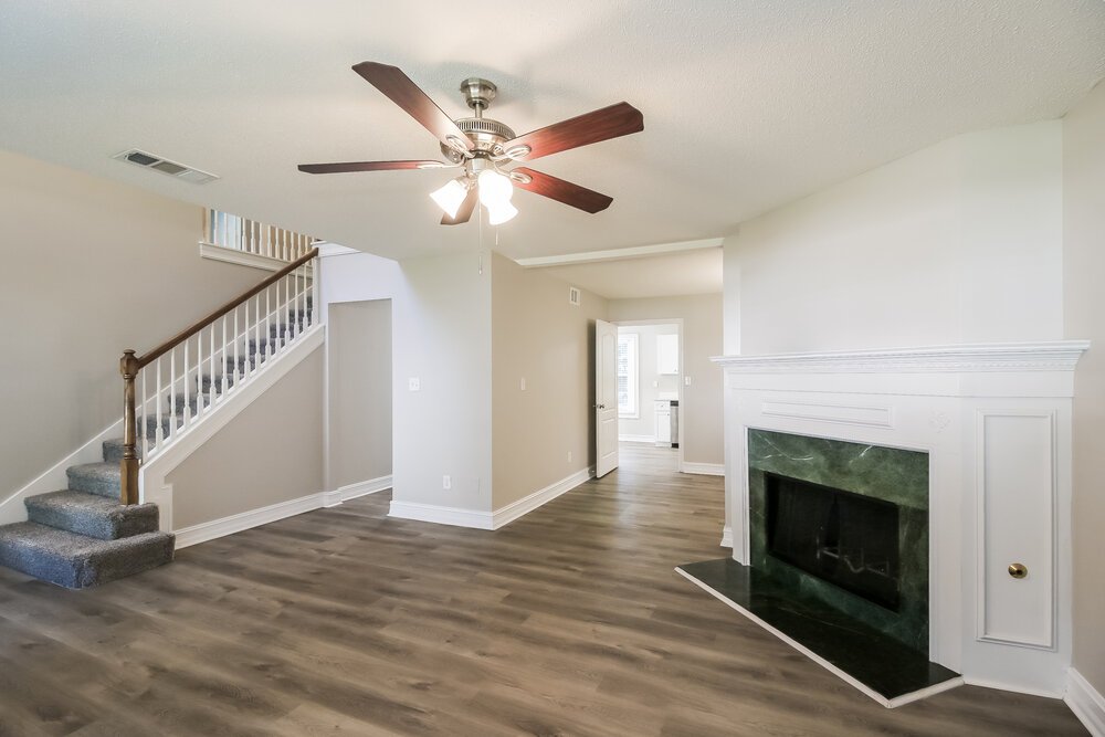 4-Bed Rental on 17 Arbor Cove photo 6