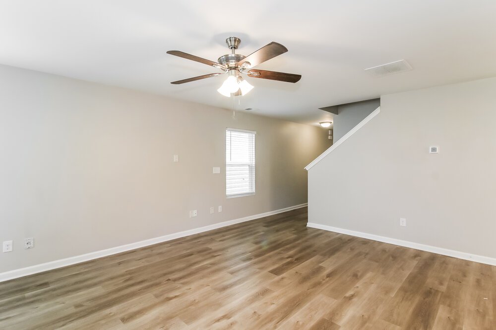 3-Bed Rental on 3684 Battle Pass photo 6