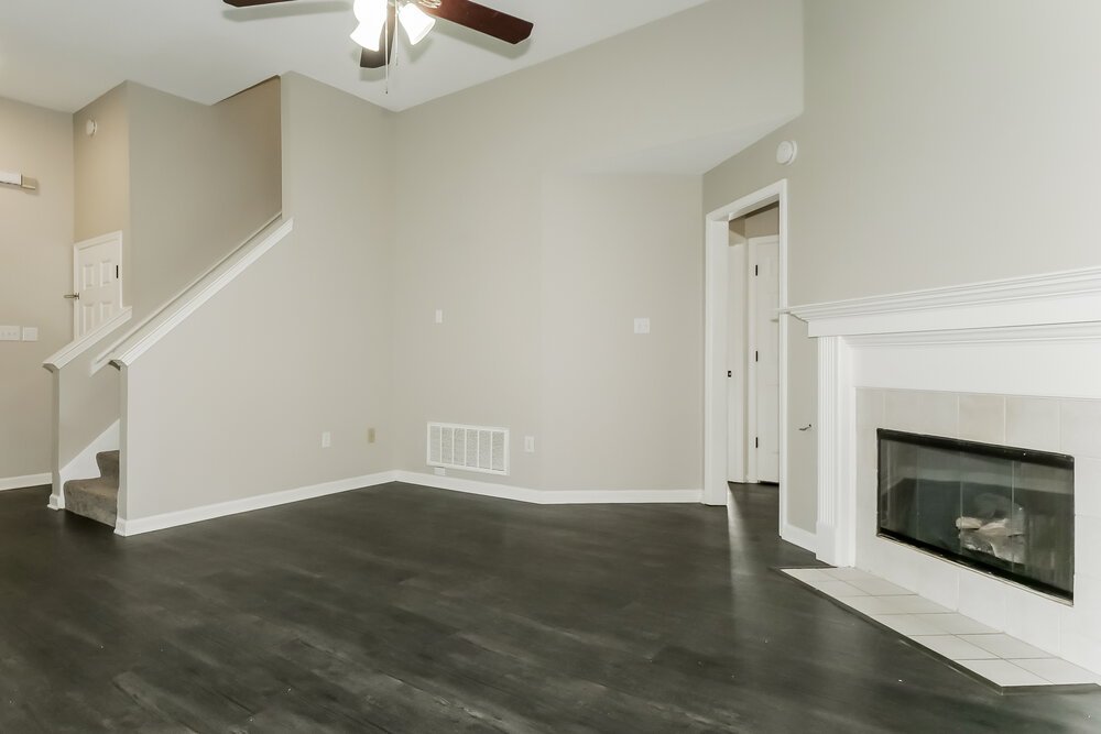 2-Bed Rental on 10678 Pecan Meadow photo 6