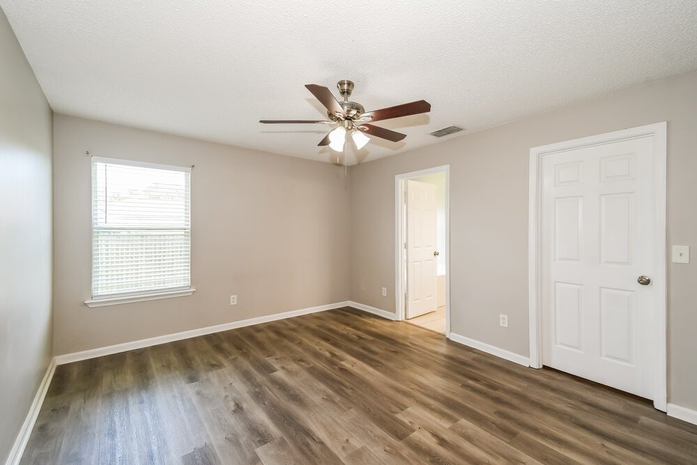3-Bed Rental on 6875 Recreation Trl photo 6