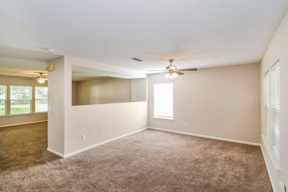 4-Bed Rental on 1179 Morning Light photo 7