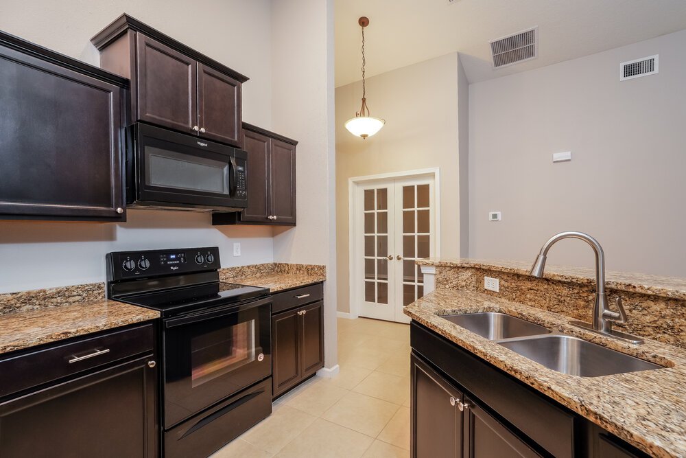 3-Bed Rental on 3340 Ridgeview Dr photo 7