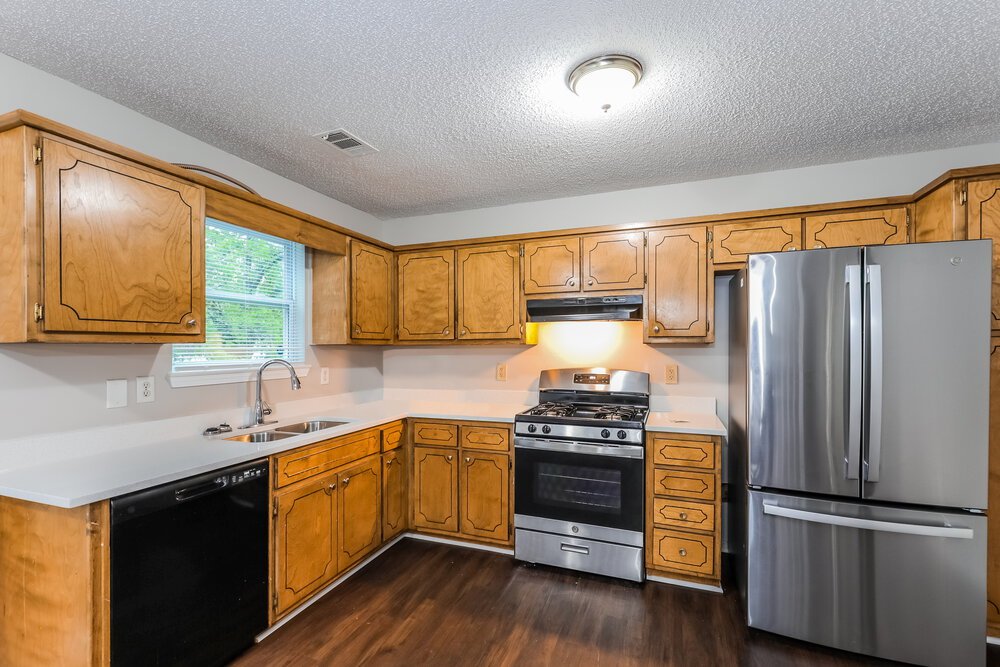 4-Bed Rental on 1367 Misty Ridge photo 7