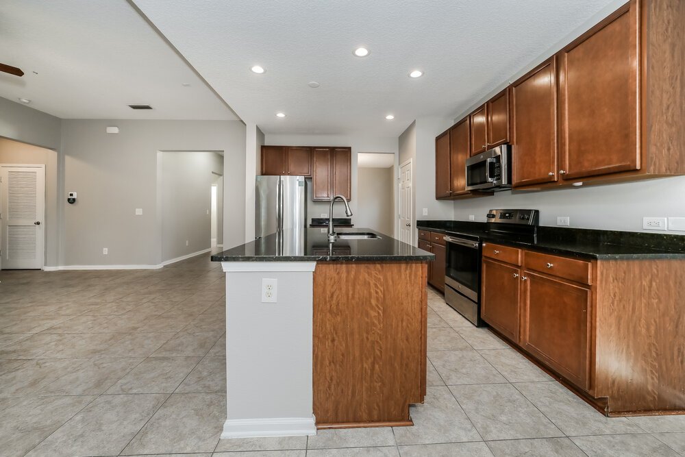 4-Bed Rental on 1606 Creek Point photo 7