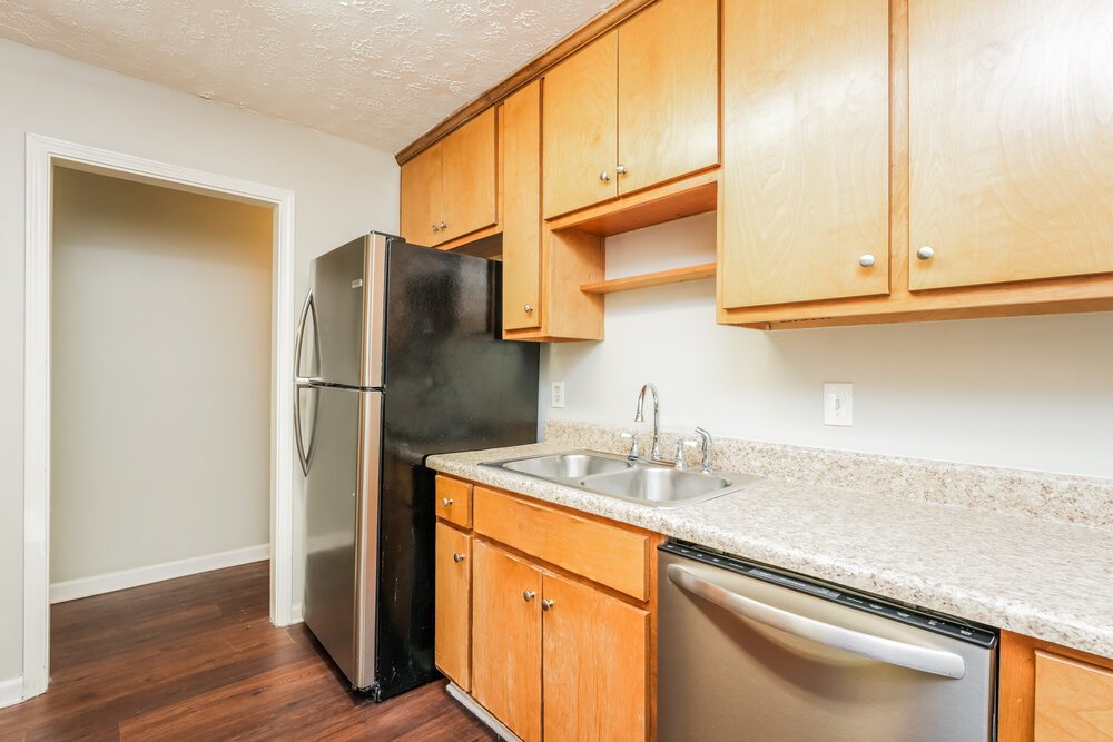 3-Bed Rental on 465 Rosehill Drive photo 7