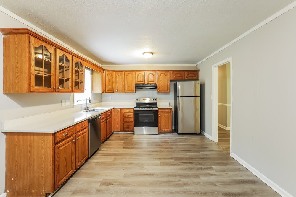 3-Bed Rental on 1338 W Stoneybrook photo 7