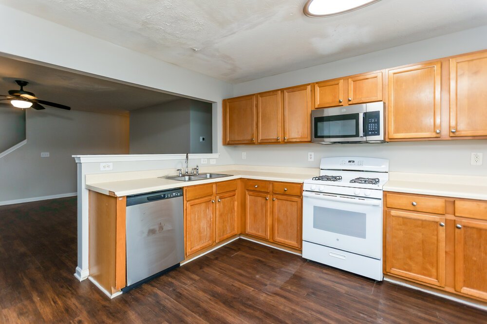 4-Bed Rental on 320 Arrowhead Dr photo 7