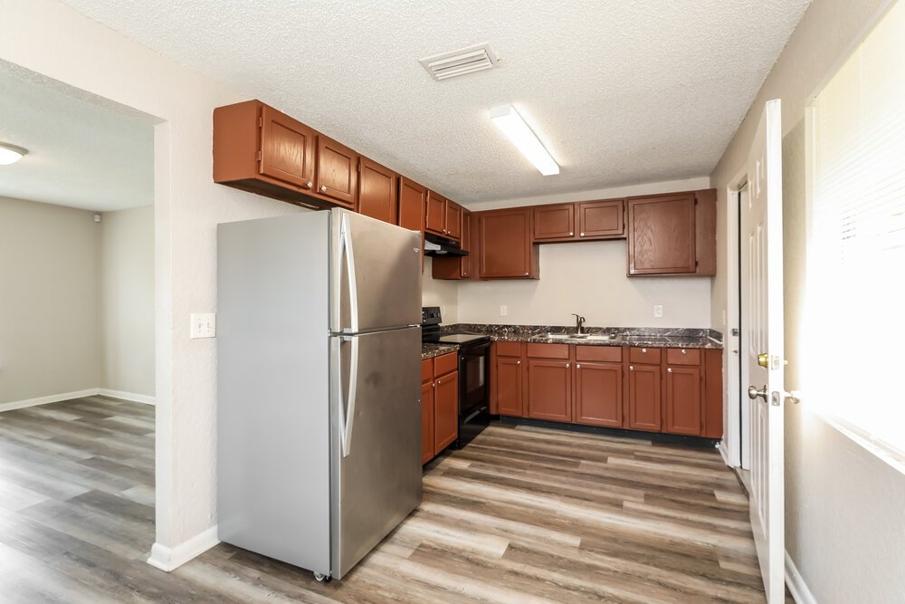 3-Bed Rental on 5528 Vernon Rd photo 7