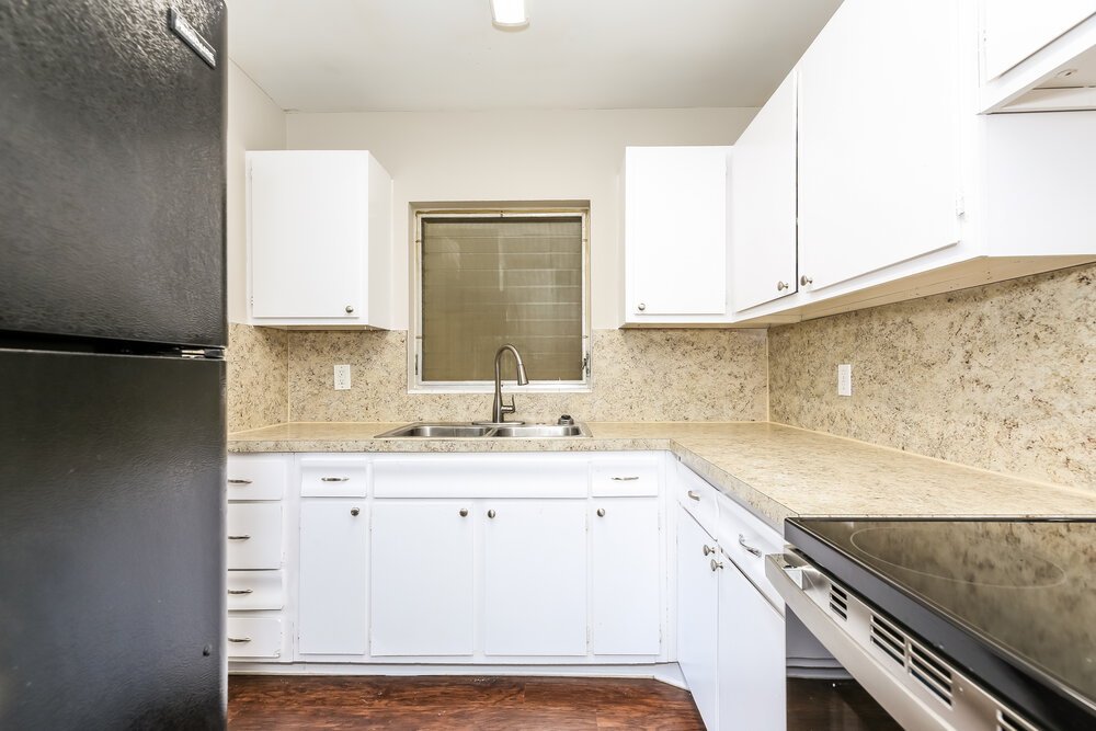 3-Bed Rental on 2202 Leon Rd photo 7