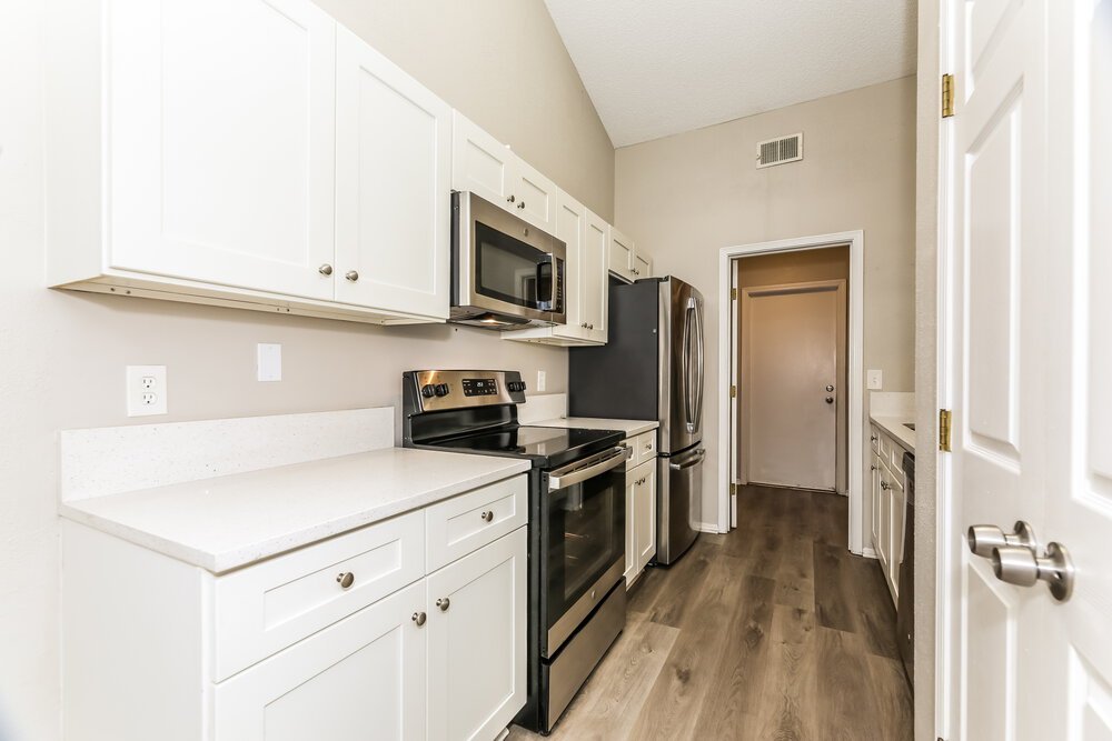 3-Bed Rental on 12725 Serenade Cir photo 7