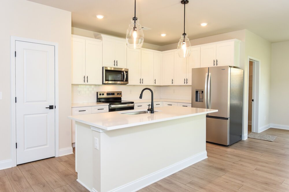 5-Bed Rental on 116 Cantrell Way photo 7